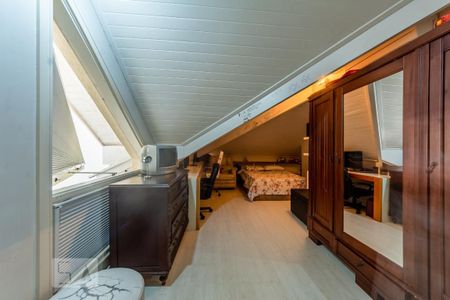 Casa à venda com 270m², 2 quartos e 4 vagasQuarto 2