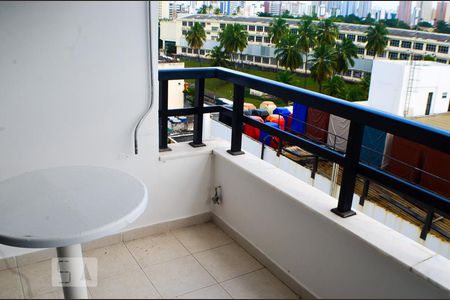Detalhe Sala - Varanda  de apartamento para alugar com 1 quarto, 51m² em Pituba, Salvador
