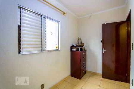 Quarto 2 de casa à venda com 3 quartos, 129m² em Vila Curuca, Santo André