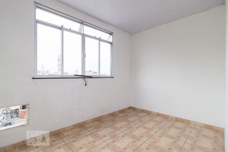 Quarto de apartamento para alugar com 1 quarto, 45m² em Taquara, Rio de Janeiro