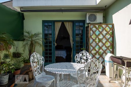 Casa de condomínio para alugar com 65m², 1 quarto e 1 vagaVaranda