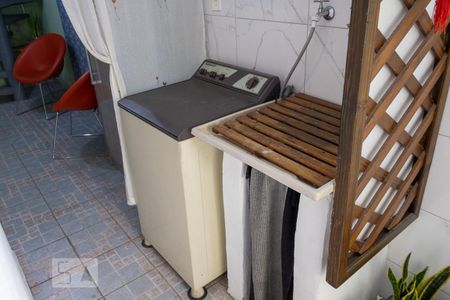 Casa de condomínio para alugar com 65m², 1 quarto e 1 vagaLavanderia