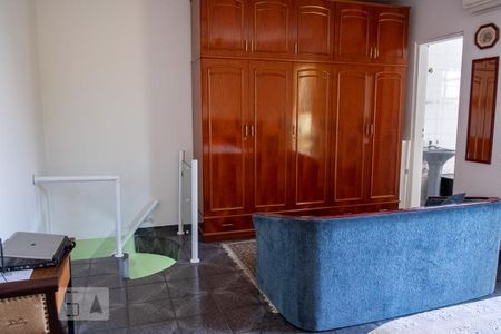 Casa de condomínio para alugar com 65m², 1 quarto e 1 vagaSuíte