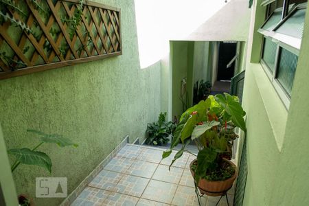 Casa de condomínio para alugar com 65m², 1 quarto e 1 vagaEntrada
