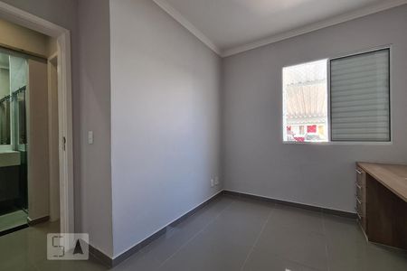 Casa de condomínio para alugar com 142m², 3 quartos e 2 vagasQuarto 2