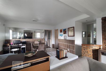 Sala de Estar de casa à venda com 3 quartos, 495m² em Harmonia, Canoas