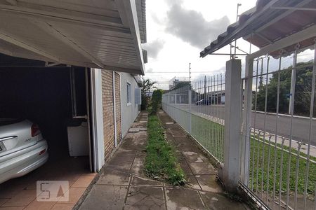 Casa à venda com 495m², 3 quartos e 3 vagasPátio Frente