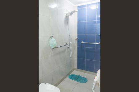 Casa à venda com 150m², 4 quartos e 2 vagasBanheiro de serviço