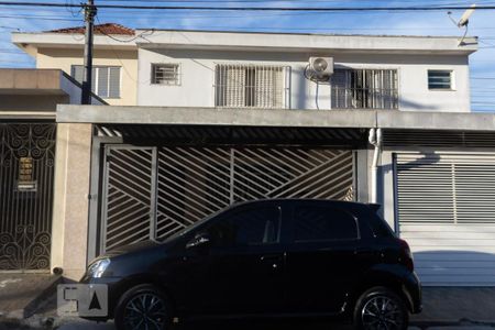 Casa à venda com 150m², 4 quartos e 2 vagasFachada