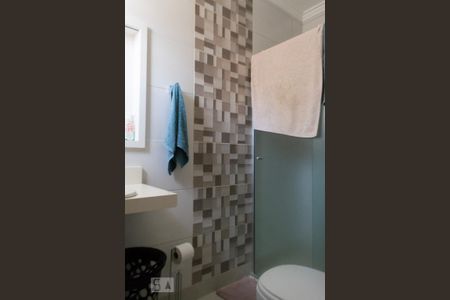 Casa à venda com 150m², 4 quartos e 2 vagasBanheiro da Suíte