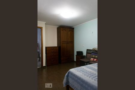 Casa à venda com 150m², 4 quartos e 2 vagasQuarto de Serviço