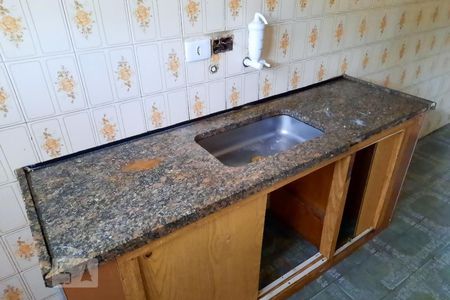 Casa à venda com 200m², 3 quartos e 2 vagas Casa à venda com 200m², 3 quartos e 2 vagasCozinha