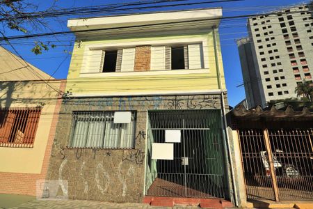 Casa à venda com 126m², 5 quartos e 1 vagaFachada