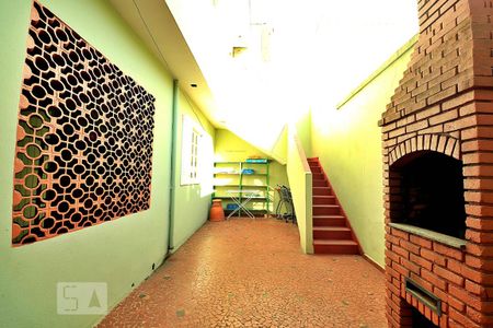Casa à venda com 126m², 5 quartos e 1 vagaQuintal