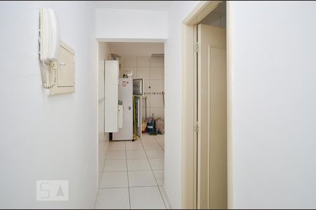 Apartamento à venda com 100m², 3 quartos e sem vagaCorredor