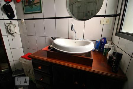 Apartamento à venda com 97m², 2 quartos e 2 vagasBanheiro 2