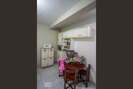 Casa à venda com 500m², 7 quartos e 8 vagasCozinha Casa Fundos