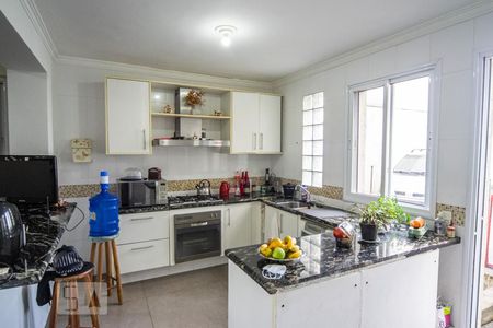 Casa à venda com 500m², 7 quartos e 8 vagasCozinha