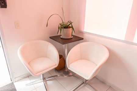 Apartamento para alugar com 70m², 1 quarto e 1 vagaÁrea comum - Mini mercado e Café