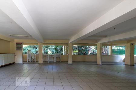 Apartamento para alugar com 50m², 2 quartos e 1 vagaÁrea comum - Salão de festas