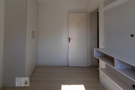 Quarto 1 de apartamento para alugar com 2 quartos, 50m² em Jardim Catanduva, São Paulo