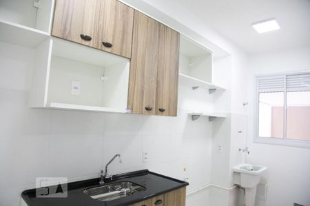 Apartamento para alugar com 64m², 2 quartos e sem vagaCozinha e Área de Serviço