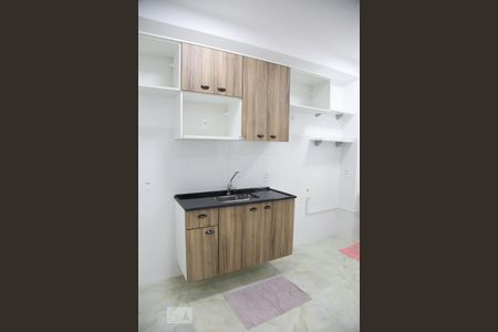 Apartamento para alugar com 64m², 2 quartos e sem vagaCozinha e Área de Serviço