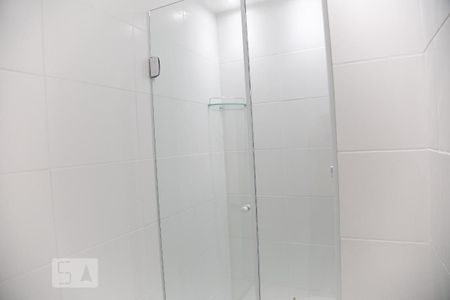 Apartamento para alugar com 64m², 2 quartos e sem vagaBanheiro
