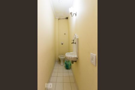 Casa para alugar com 550m², 8 quartos e 3 vagas Casa para alugar com 550m², 8 quartos e 3 vagasLavabo