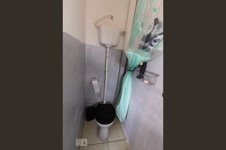 Casa para alugar com 550m², 8 quartos e 3 vagas Casa para alugar com 550m², 8 quartos e 3 vagasTerraço - Banheiro