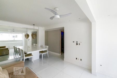 Sala de apartamento para alugar com 2 quartos, 67m² em Pituba, Salvador