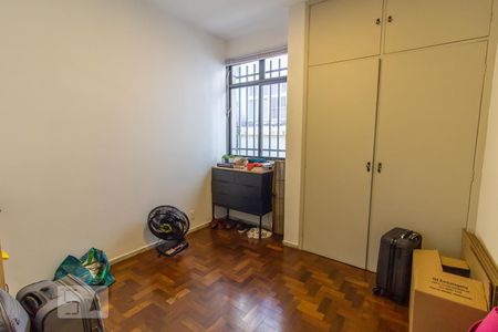 Quarto 2 de apartamento para alugar com 3 quartos, 90m² em Santo Antônio, Belo Horizonte