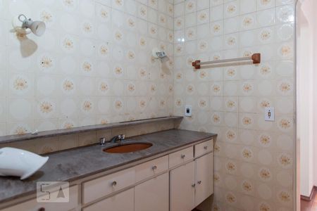 Apartamento para alugar com 109m², 2 quartos e sem vagaBanheiro