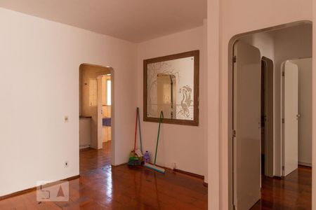 Sala de apartamento para alugar com 2 quartos, 109m² em Centro, Ribeirão Preto