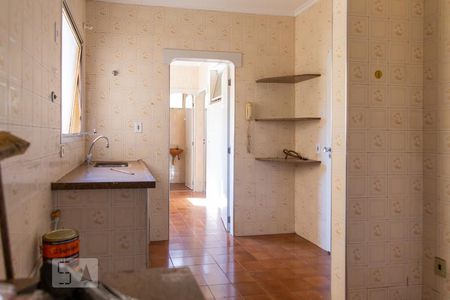 Apartamento para alugar com 109m², 2 quartos e sem vagaBanheiro