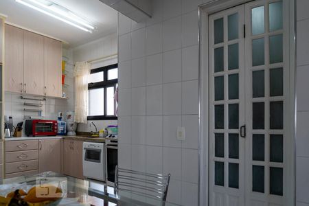 Apartamento à venda com 261m², 4 quartos e 3 vagasCozinha