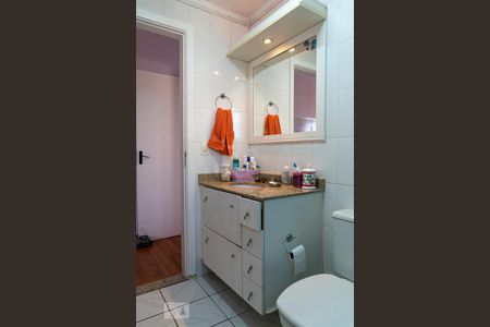 Apartamento à venda com 261m², 4 quartos e 3 vagasBanheiro suite 2