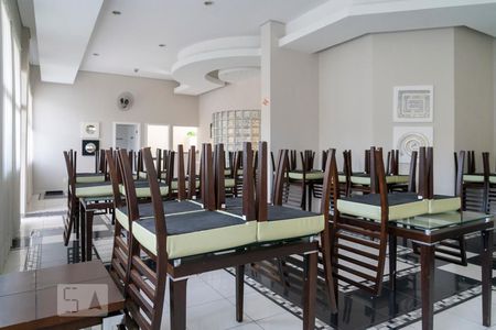 Apartamento à venda com 261m², 4 quartos e 3 vagasÁrea comum - Salão de festas