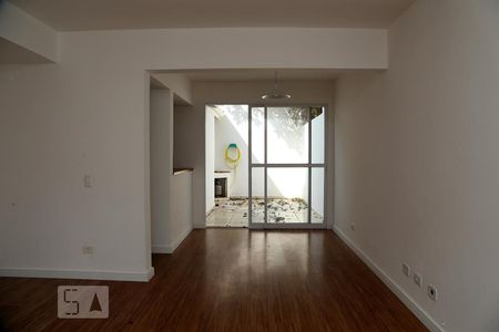 Sala de casa à venda com 2 quartos, 74m² em Parque Reboucas, São Paulo
