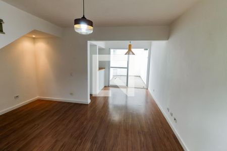 Sala de casa de condomínio à venda com 2 quartos, 74m² em Parque Reboucas, São Paulo