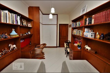 Apartamento à venda com 277m², 3 quartos e 2 vagasQuarto 2