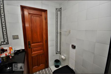 Apartamento à venda com 277m², 3 quartos e 2 vagasBanheiro Social