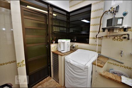 Apartamento à venda com 277m², 3 quartos e 2 vagasÁrea de Serviço