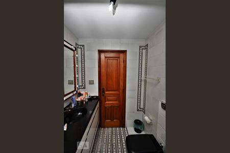 Apartamento à venda com 277m², 3 quartos e 2 vagasBanheiro Social