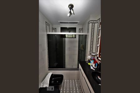 Apartamento à venda com 277m², 3 quartos e 2 vagasBanheiro Social