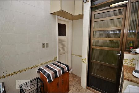 Apartamento à venda com 277m², 3 quartos e 2 vagasÁrea de Serviço