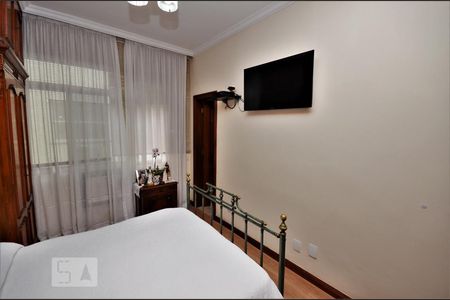 Apartamento à venda com 277m², 3 quartos e 2 vagasQuarto 1