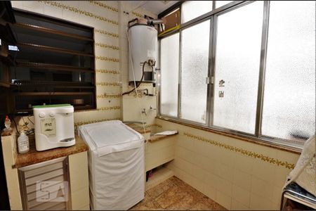 Apartamento à venda com 277m², 3 quartos e 2 vagasÁrea de Serviço