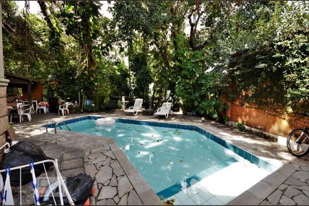 Casa para alugar com 450m², 4 quartos e 1 vagaÁrea de Lazer 