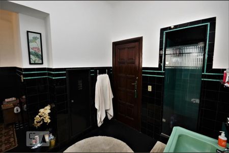 Casa para alugar com 450m², 4 quartos e 1 vagaBanheiro da Suíte 2